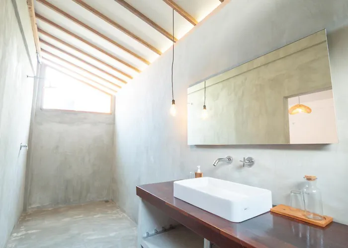 007 Surfhouse Bali Hotel Uluwatu (Bali)
