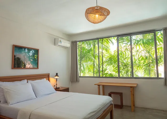 007 Surfhouse Bali Uluwatu (Bali)